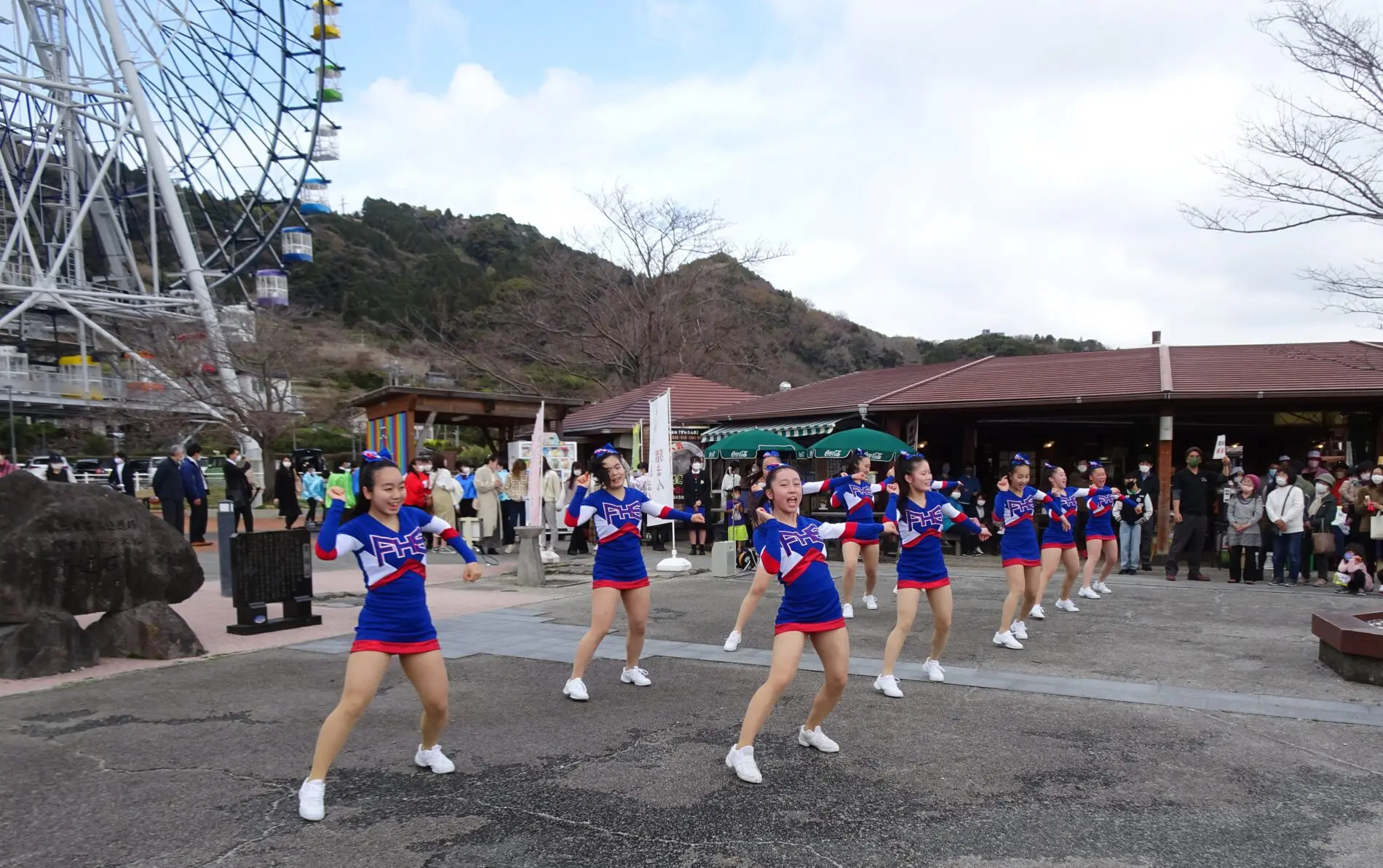 富士のほうじ茶学園オープニングイベント出演 - 富士市立高等学校